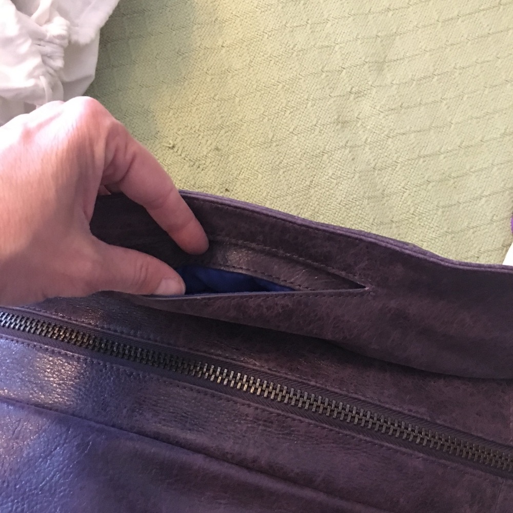 Shoulder bag - Picture 7 of 8